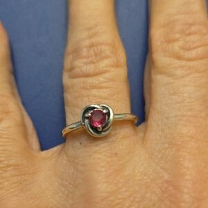 Elegant Silver Ring with Red Gemstone
